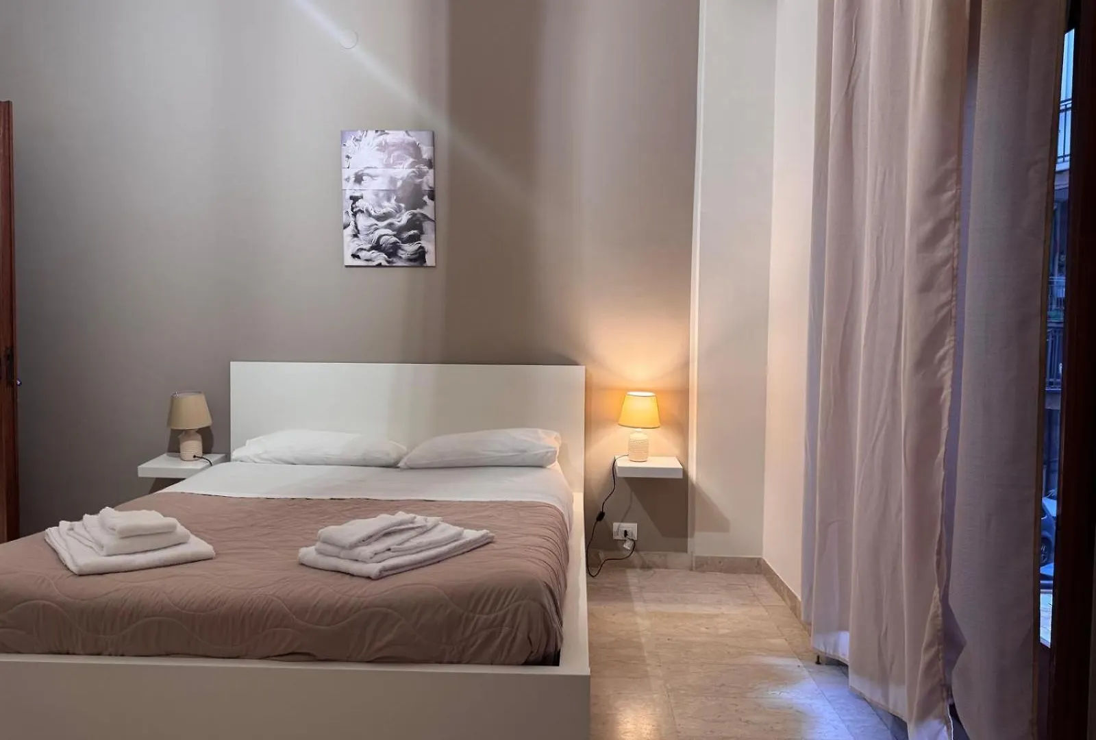 Vespro Guest House Messina