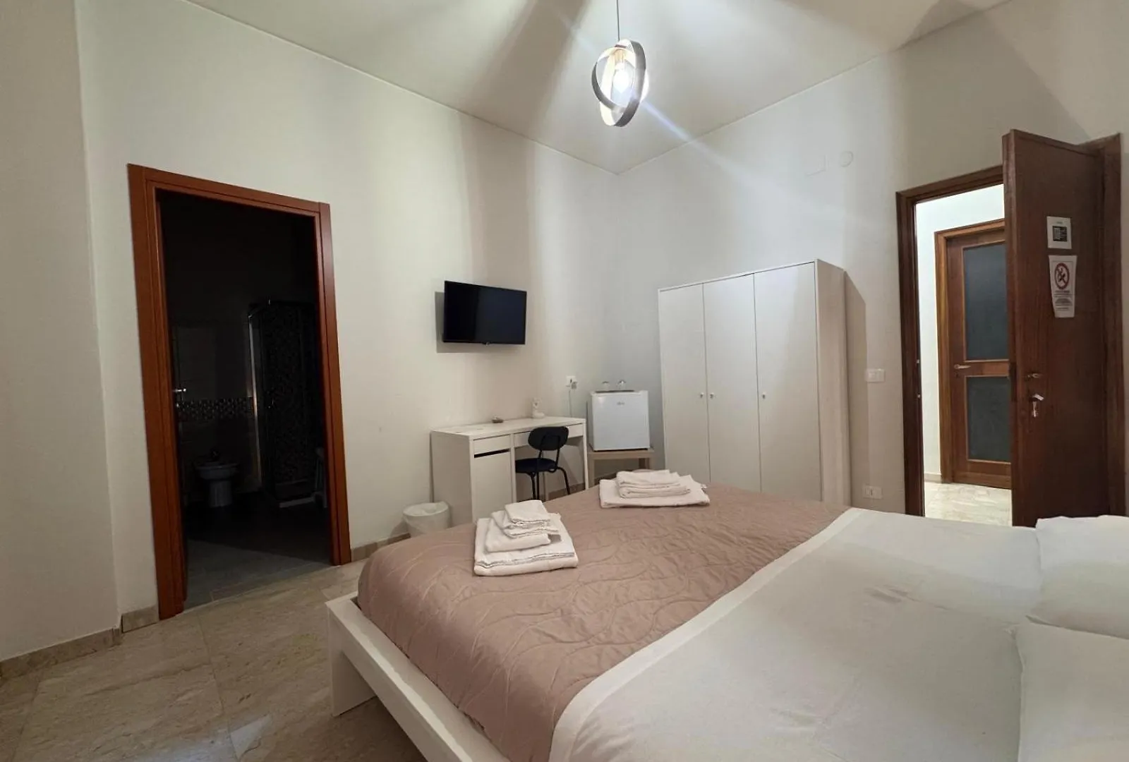 Vespro Guest House Messina
